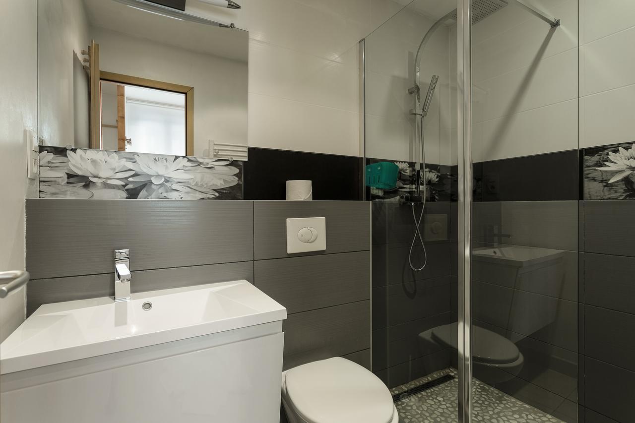 Apartment Maisonnee - A Charming Chamonix Haven Luaran gambar
